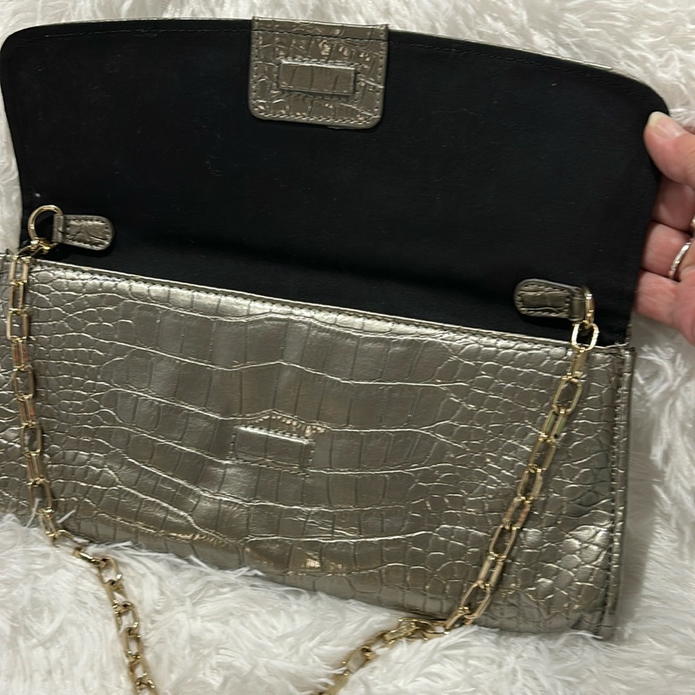 Ann Taylor LOFT Faux Alligator Clutch Pewter Metallic Chain Strap Evening Bag - Picture 7 of 11